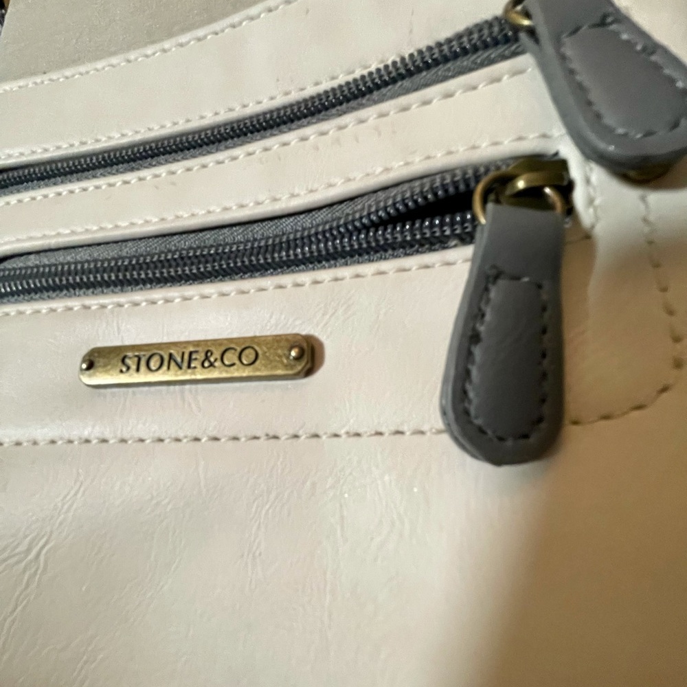New Stone&Co Crossbody Sydney Bag 3 in 1 - Picture 7 of 8